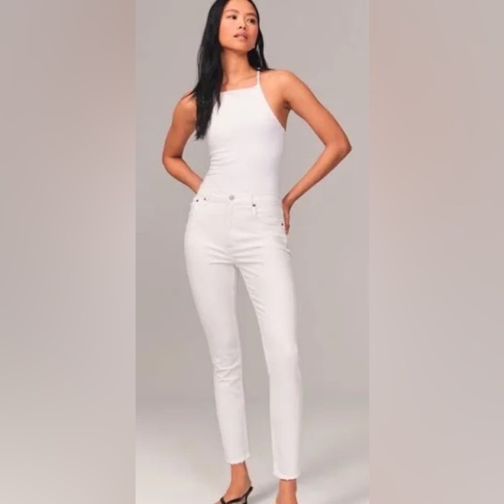 Abercrombie & Fitch The Skinny High Rise White Denim Jeans Size 29 / 8L